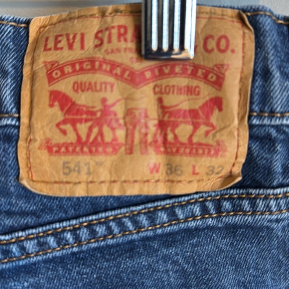 Levi. 36/32 - Picture 3 of 4